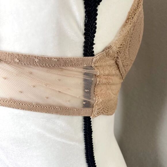 Vanity Fair Wireless Lace Bralette Honey Beige Large Bra Lightly Padded Comfy - Picture 9 of 12